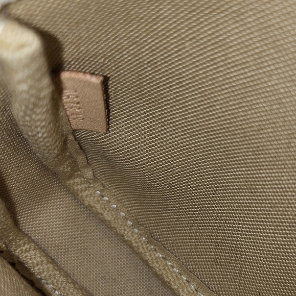 Louis Vuitton Mini Pochette Accessories - Picture 5 of 5